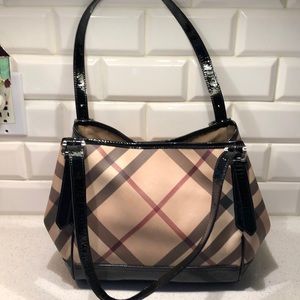 Burberry handbag, gently used